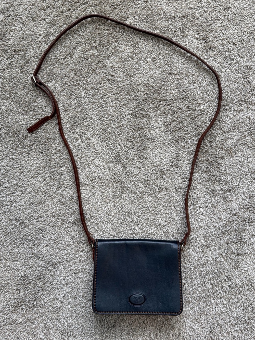 Navy blue Italian vegetable tanned leather crossbody bag with brown strap